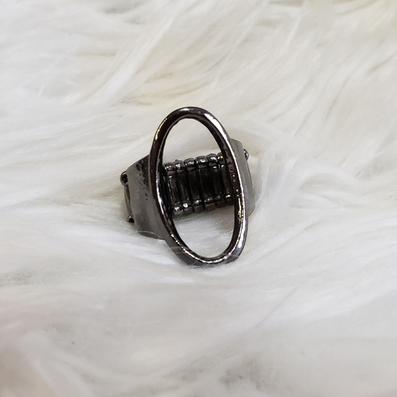 Paparazzi Gunmetal oval cut out ring - Picture 2 of 7